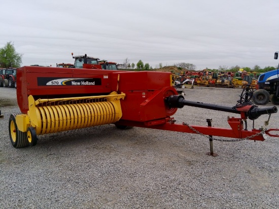New Holland 570 Square Baler