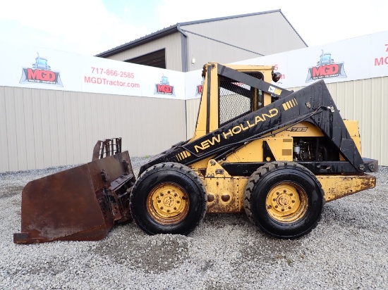 New Holland L783 Wheel Skid Loader