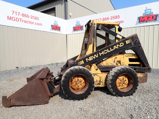 New Holland L553 Wheel Skid Loader