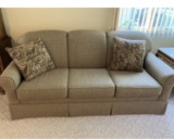 Beautiful Sofa!! 83” Long