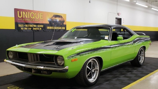 1974 Plymouth Cuda - 360 ci V8 with NUMBERS MATCHING 4-speed Manual Transmission