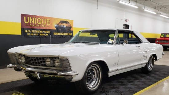 1963 Buick Riviera Sport Coupe -  Era-Correct 401 Nailhead V8