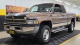 2001 Dodge RAM 1500 SLT 4x4 5.9L - LOW Mileage & Only 2 Owners