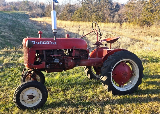 1947 IH Farmall Cub