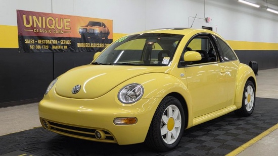2000 Volkswagen New Beetle GLS - ONLY 4,716 Actual Miles!