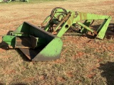 John Deere 148