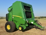 John Deere 560M