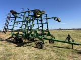 John Deere 2200