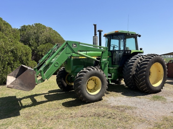 1990 John Deere  4955