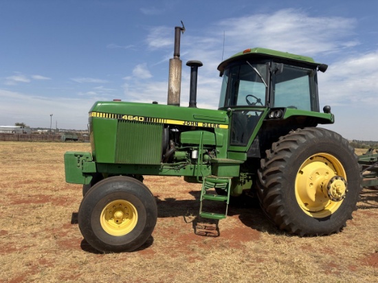 John Deere 4640