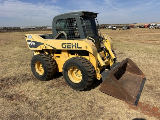 Gehl 7810