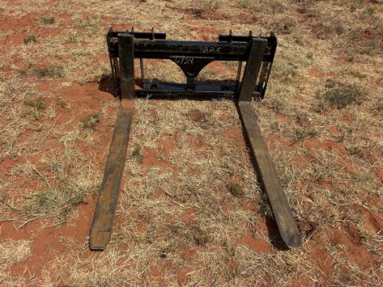 Skid Steer Pallet Forks