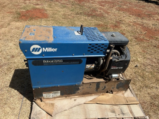 Miller Bob Cat 225G