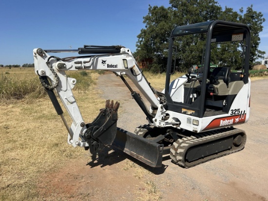 2003 Bob Cat 325