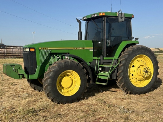 John Deere 8400