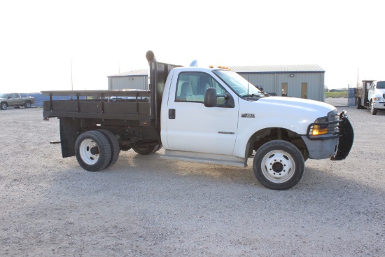 1999 Ford F-450 Pickup Truck