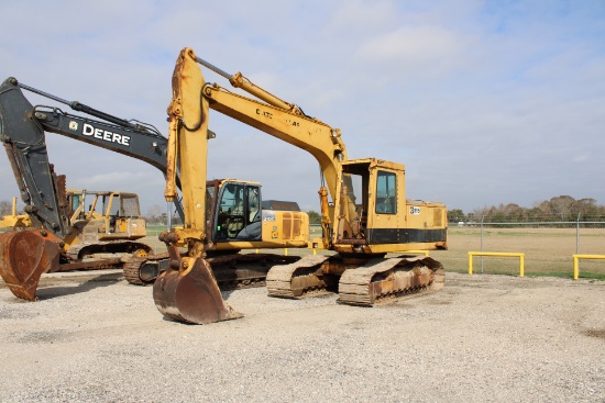Caterpillar 215 Excavator
