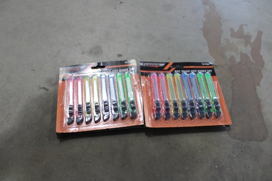 (2 -8 Count Packages) Snap-Off Knife Sets