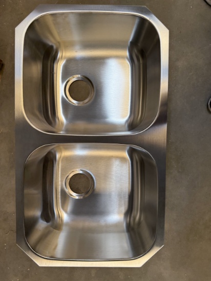 (14) Undermount Stainless Steel Double Bowl Sink