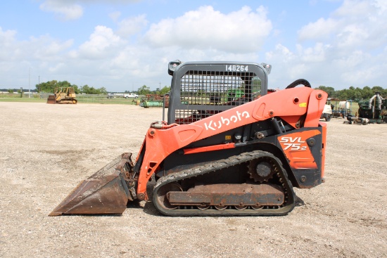 Kubota SVL752 Track Skid Steer