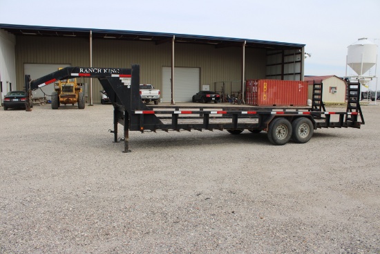 2014 Ranch King Gooseneck Trailer