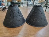 2 Metal lamp shades