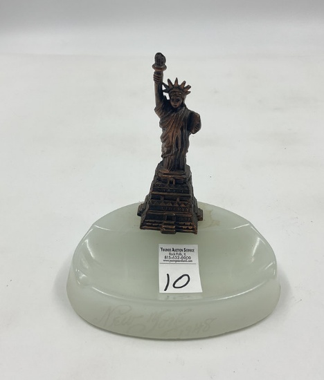 1948 Statue of Liberty Ashtray