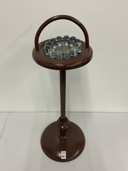 Metal smoking stand