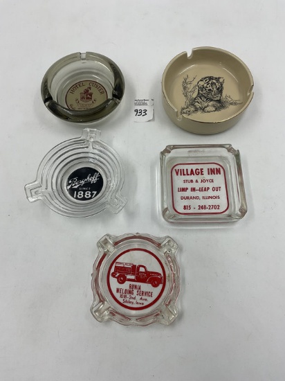 Galesburg il hotel custer - runia welding sibley iowa - baby tiger - chicago berghoff - village inn
