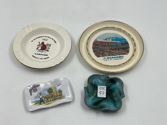 Meadows horse track - lystads - costa rica - pottery