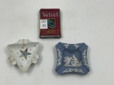 Wedgewood blue ashtray - Lefton- velvet