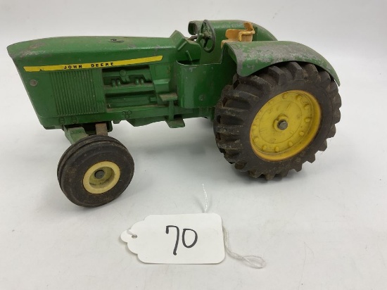 John Deere 5020