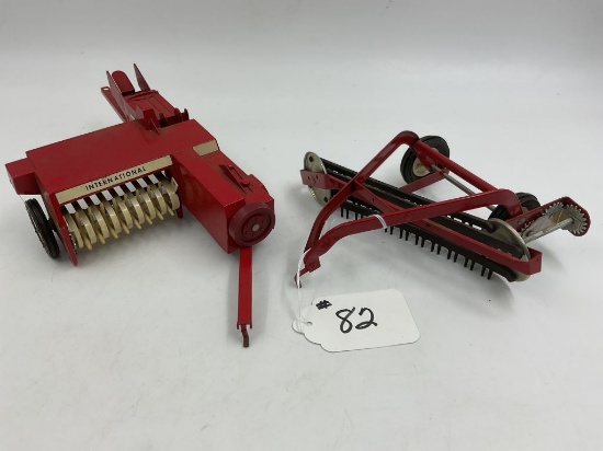 1970's ERTL International harvestor square hay bailer