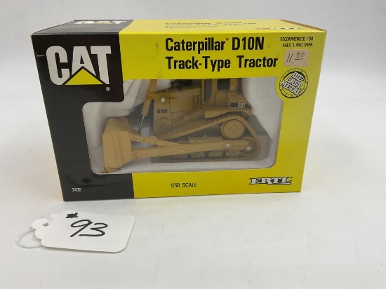 1/50 1995 ERTL Caterpillar D10N Dozer