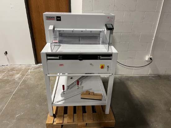 Triumph 5255 paper cutter (VIDEO) (TX)