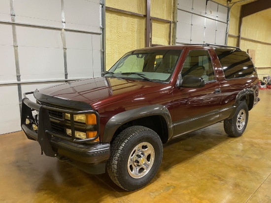 [NO RESERVE] 1995 Chevrolet Tahoe 2dr