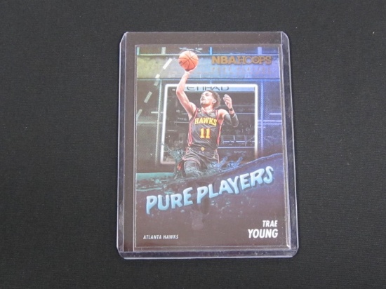 2023-24 NBA HOOPS TRAE YOUNG PURE PLAYERS HOLO