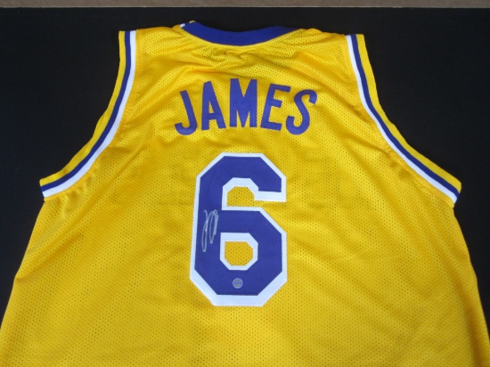 Lebron James Los Angeles Lakers Signed Jersey Certified w COA