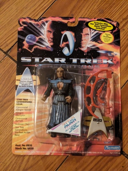 Un-opened Star Trek Generations Lursa Kingon warrior action figure