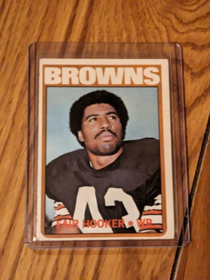 1972 Topps - #239 Fair Hooker (RC)