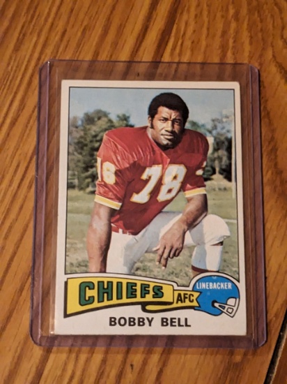 1975 Topps Bobby Bell #281 (