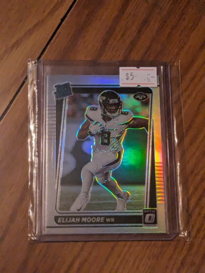 2021 Donruss Football Silver Optic Holo Preview Rookie Elijah Moore RC P-271