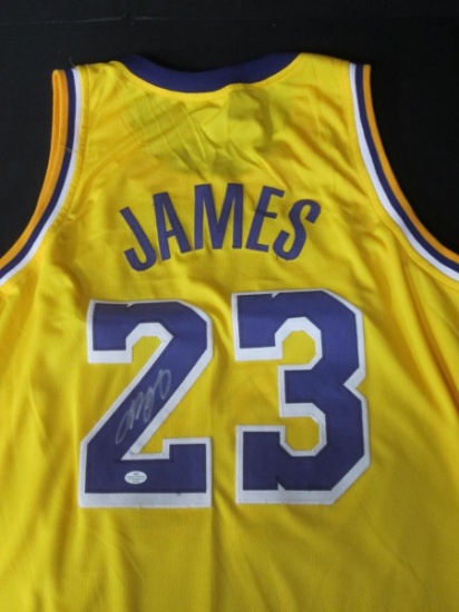 Lebron James signed jersey with coa