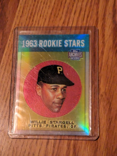 2001 Topps Archives Willie Stargell Chrome Refractor RC Reprint Card #553