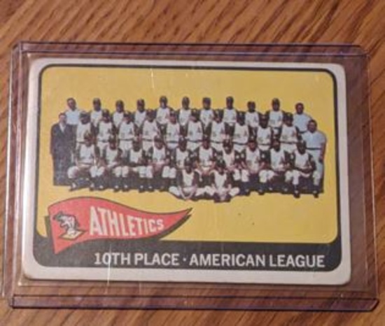 Topps Baseball Card - Athletics 10th Place American League