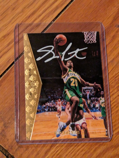 Gary Payton autographed card w/coa