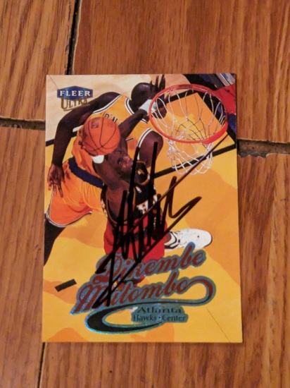 Dikembe Mutombo autographed card w/coa