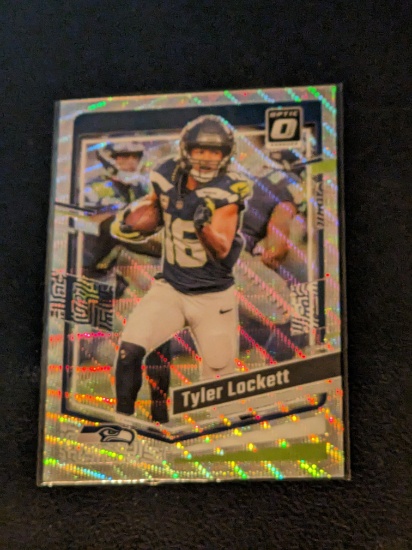 Tyler Lockett 032/300 2023 Donruss Optic Wave insert