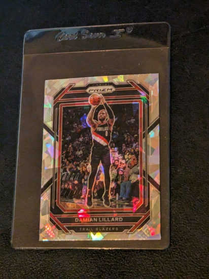 DAMIAN LILLARD 2022-23 Panini Prizm Silver Cracked Ice #62 Trail Blazers