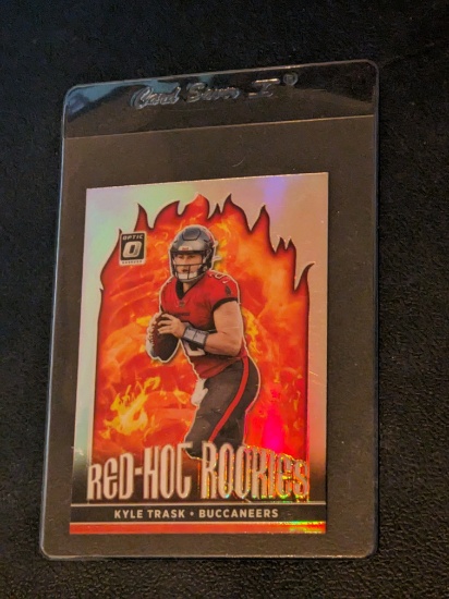 2021 Donruss Optic Red Hot Rookies #RHR-5 Kyle Trask Silver Holo Buccaneers